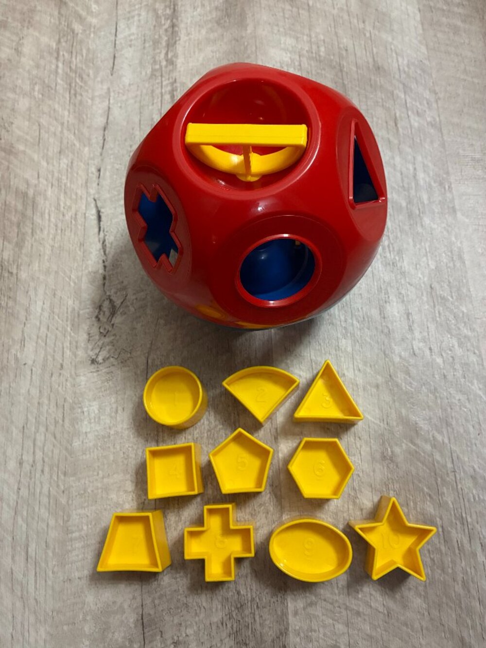 Tupperware Shape-O Ball Shape Sorter Toy